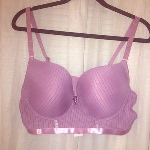 44C NWT six clasp purple bra